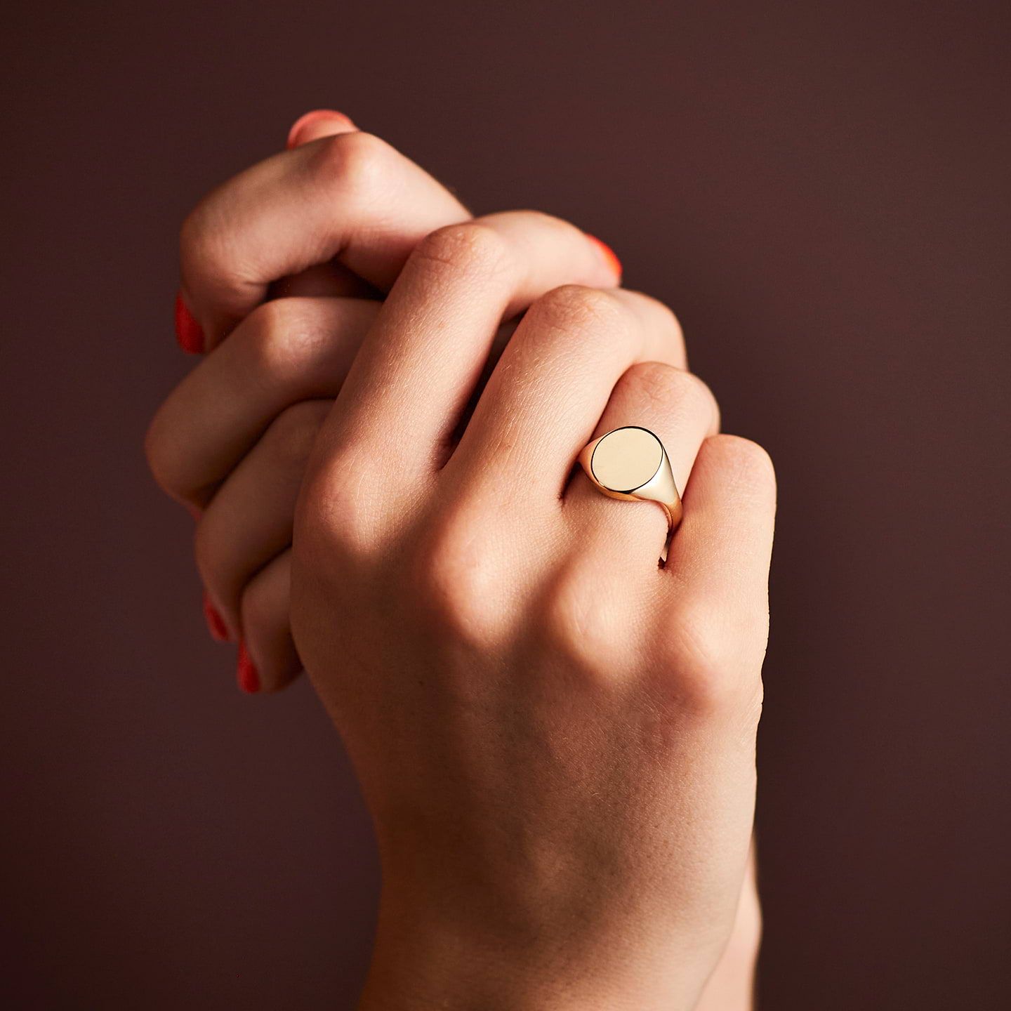 Oxford Court Signet Ring