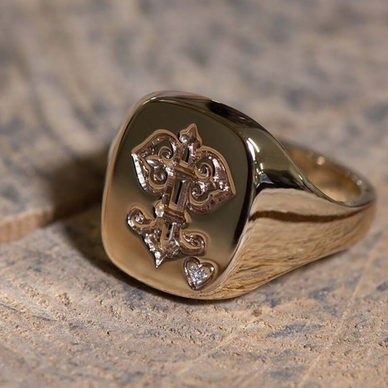 Heart shaped stone